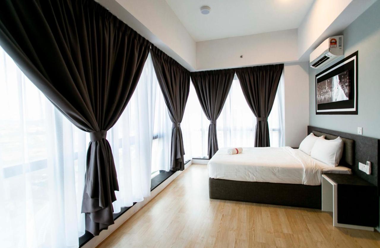 Revo Pavilion Bukit Jalil By Ody *